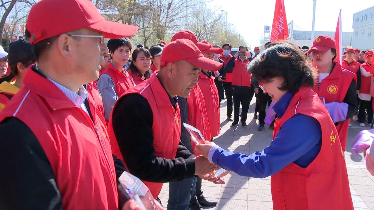 金昌市舉行“包街包幫”最美志愿者頒獎活動 張永霞常守遠王富民李盛剛出席