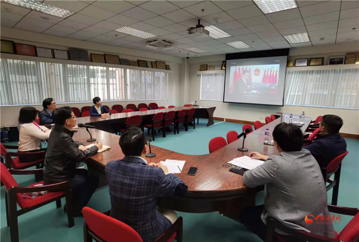 部分港澳委員在澳門集體收看甘肅省第十三屆人民代表大會(huì)第四次會(huì)議開幕式