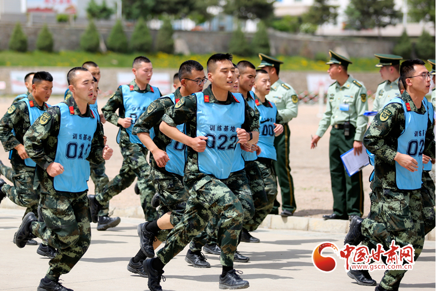 【隴拍客】甘肅武警：沖刺！向著心中的軍校夢