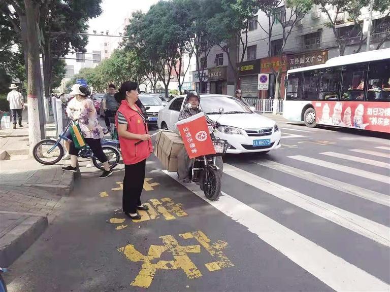 文明出行助力城市文明更進一步 蘭州干部職工多種方式踐行綠色出行