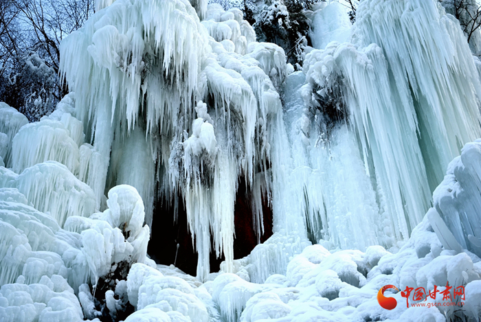 讓“冷資源”變成“熱經(jīng)濟(jì)”定西冰雪溫泉旅游資源撬動康養(yǎng)產(chǎn)業(yè)發(fā)展