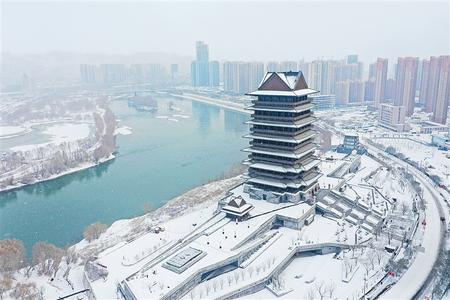 蘭州市迎來(lái)立春以來(lái)的第一場(chǎng)降雪